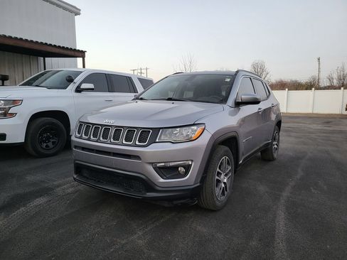 Used 2018 Jeep Compass Latitude w/ Popular Equipment Group image 26