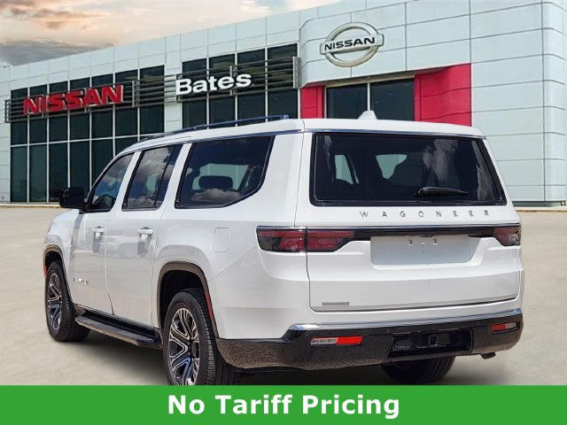 Used 2023 Jeep Wagoneer L 4WD w/ Premium Group I image 5