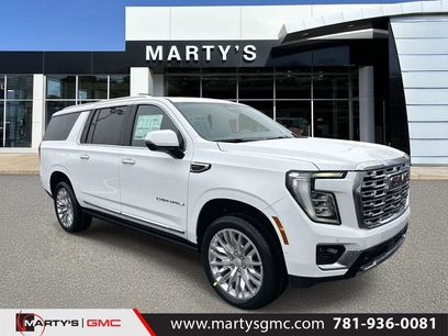 New 2026 GMC Yukon XL Denali w/ Sun & Power Step Package