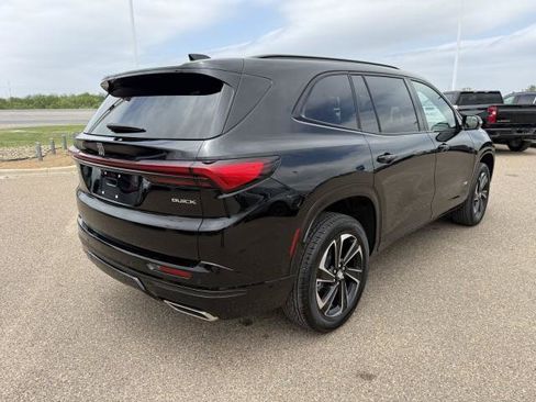 New 2026 Buick Enclave Sport Touring FWD image 9