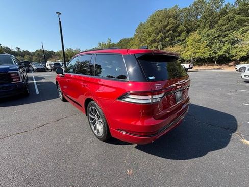 New 2025 Lincoln Aviator 2WD w/ Jet Appearance Package image 4