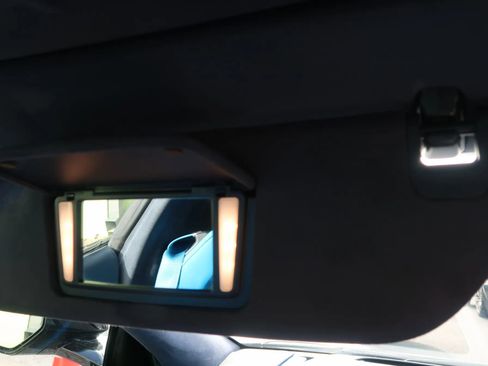 Used 2021 Chevrolet Corvette Stingray Premium Conv w/ Z51 Performance Package image 33