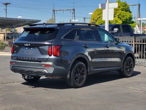 Used 2022 Kia Sorento S AWD/4WD image 8