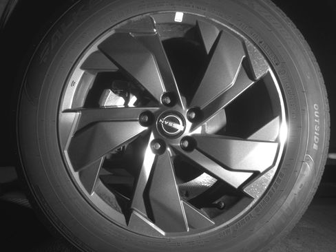 Used 2025 Nissan Rogue SV FWD image 12