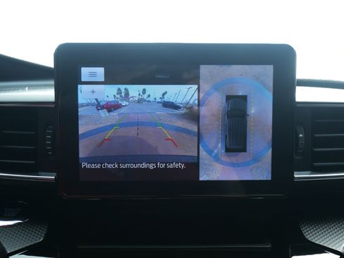 Used 2023 Ford Explorer ST-Line w/ Class IV Trailer Tow Package image 15