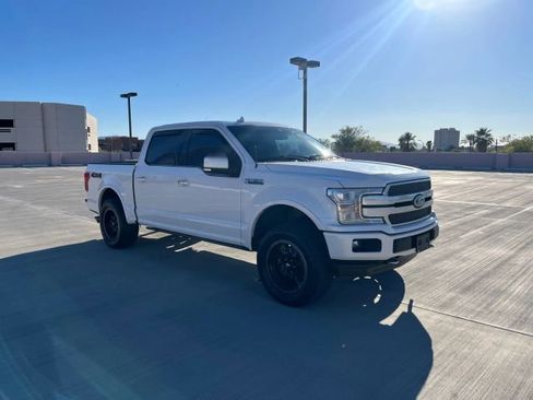 Used 2018 Ford F150 Platinum w/ Equipment Group 701A Luxury image 3