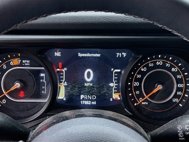 Used 2025 Jeep Wrangler Unlimited Sport AWD/4WD image 13