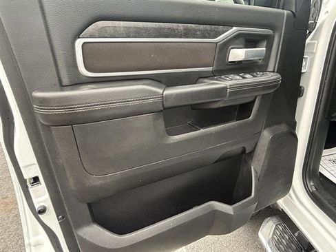 Used 2024 RAM 2500 Big Horn image 27
