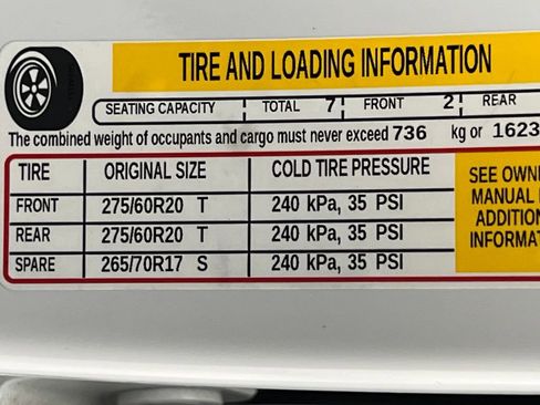 Used 2025 GMC Yukon XL Denali AWD/4WD image 71