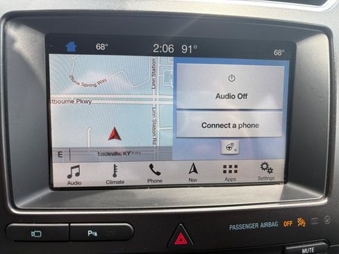 Used 2019 Ford Explorer Limited w/ Class III Trailer Tow Package FWD image 25