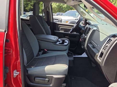 Used 2019 RAM 1500 Big Horn AWD/4WD image 17