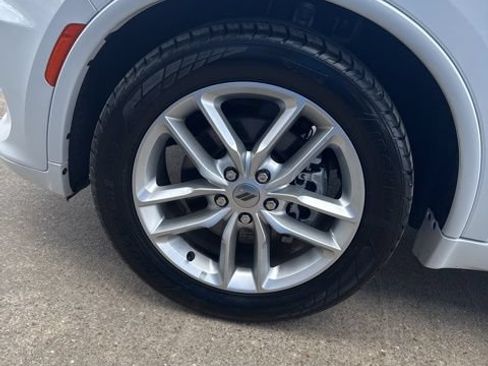 Used 2024 Dodge Durango GT RWD image 5