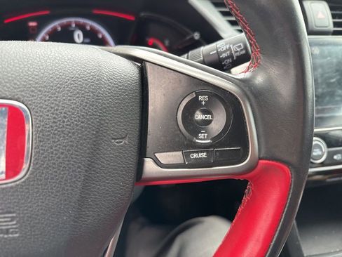 Used 2018 Honda Civic Type R image 12
