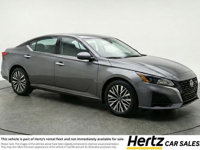 Used 2025 Nissan Altima 2.5 SV