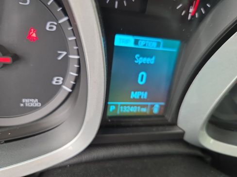 Used 2013 Chevrolet Equinox LTZ FWD image 2