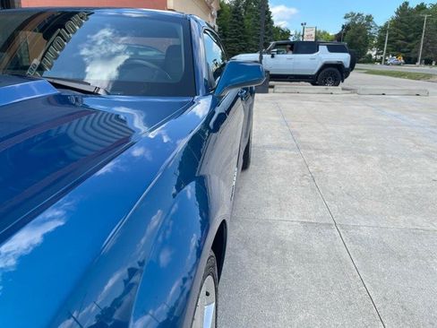 Used 2010 Chevrolet Camaro SS w/ RS Package RWD image 3