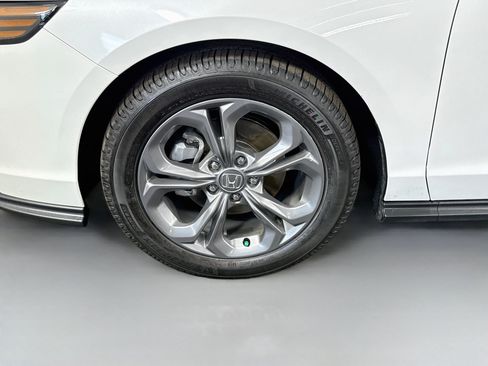 Used 2024 Honda Accord EX image 38