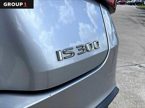 Certified 2022 Lexus IS 300 w/ Premium Package image 28