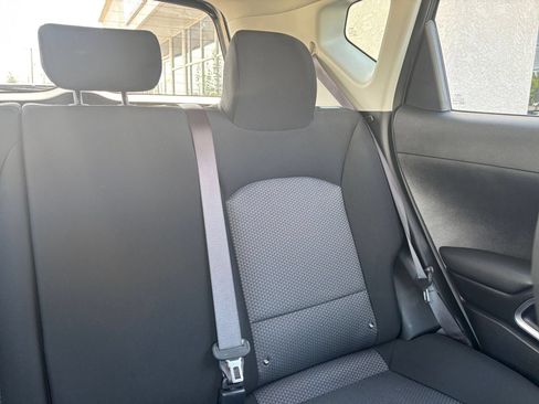 Used 2025 Kia Soul LX w/ LX Technology Package FWD image 35