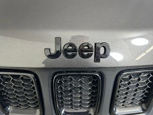 Used 2019 Jeep Compass Altitude image 9