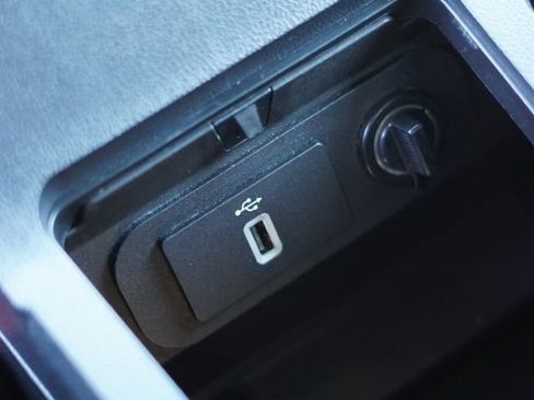 Used 2022 Ford Mustang Premium image 27