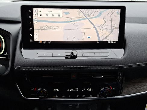 New 2025 Nissan Rogue Platinum image 10