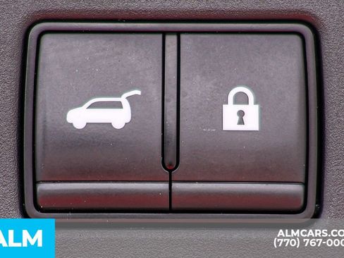 Used 2024 Nissan Rogue SV FWD image 24