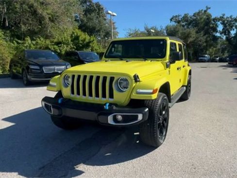 Used 2022 Jeep Wrangler Unlimited Sahara w/ Safety Group image 10