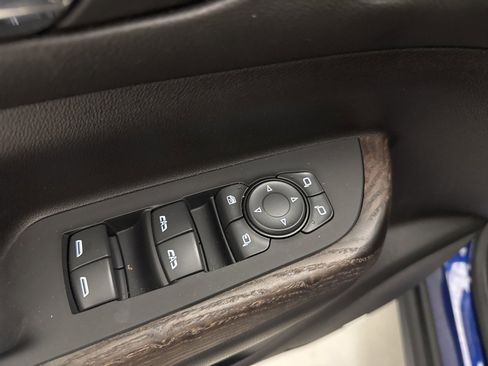 Used 2023 GMC Acadia Denali w/ Denali Ultimate Package image 35