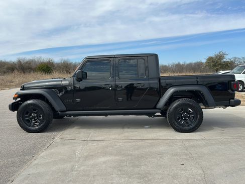 Used 2023 Jeep Gladiator Sport w/ Trailer Tow Package image 5