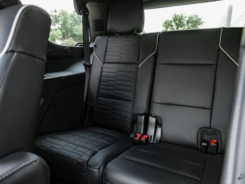 Used 2026 Cadillac Escalade V w/ LPO, Floor Liner Package image 86