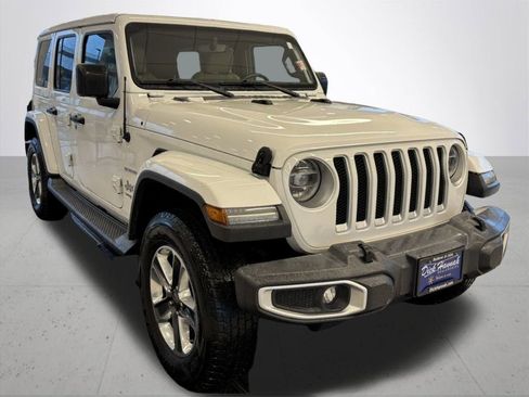 Used 2019 Jeep Wrangler Unlimited Sahara image 5