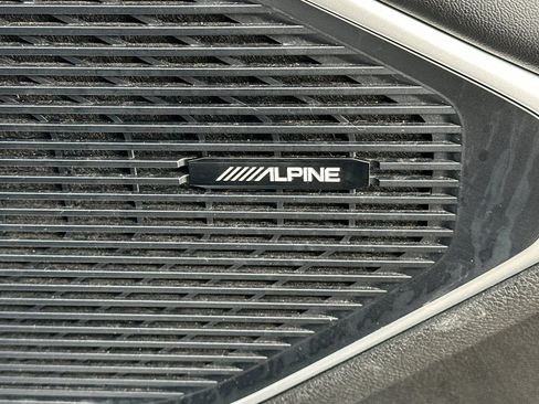 Used 2024 Jeep Wagoneer L Series II w/ Flexible Seating Group image 22