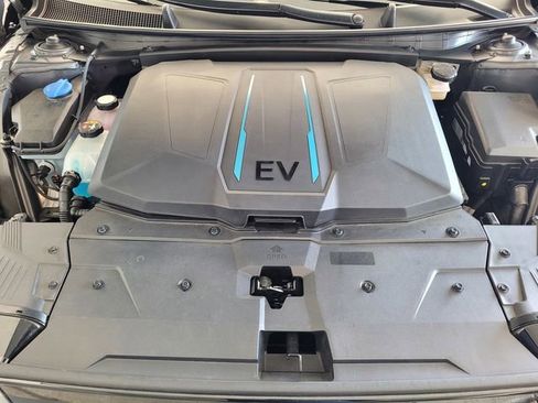 Used 2023 Hyundai Ioniq 5 SEL image 27