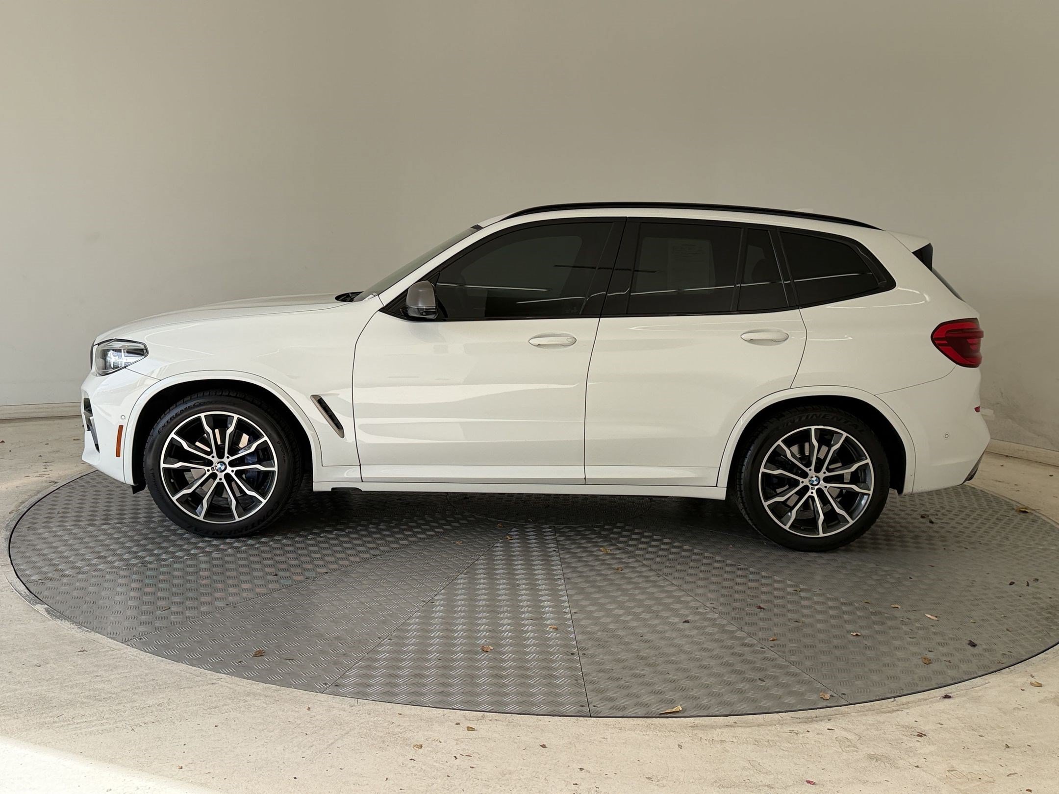 Used 2020 BMW X3 M40i w/ Executive Package AWD/4WD image 2