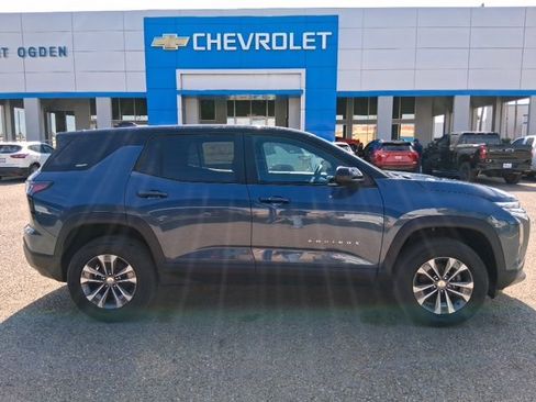 New 2026 Chevrolet Equinox LT w/ LPO, Floor Liner Package FWD image 3