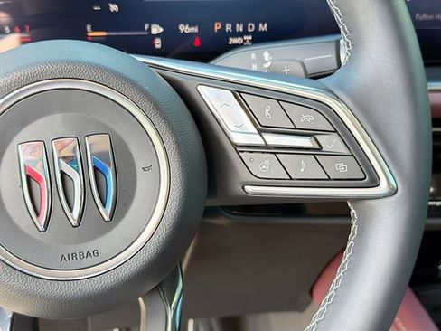 Used 2025 Buick Envision Sport Touring AWD/4WD image 38