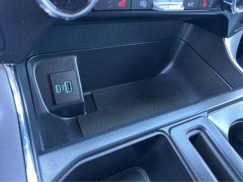 Used 2024 Ford F150 Lightning Pro image 28