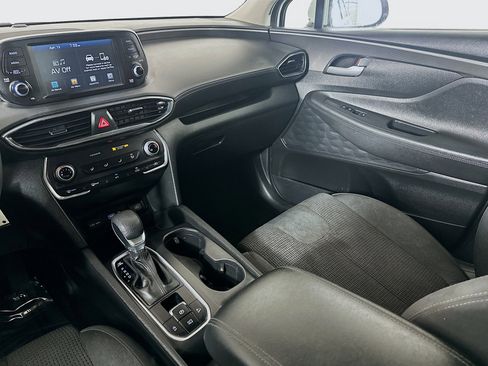 Used 2020 Hyundai Santa Fe SE image 21