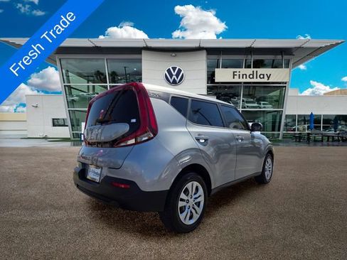 Used 2022 Kia Soul LX FWD image 6