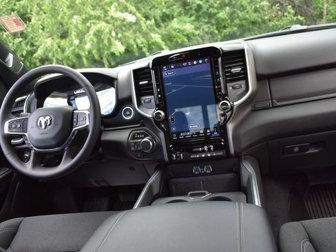 Used 2026 RAM 1500 Big Horn AWD/4WD image 33