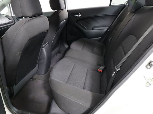 Used 2016 Kia Forte LX image 17
