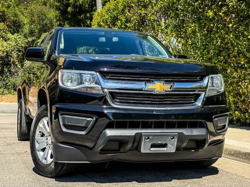 Used 2017 Chevrolet Colorado LT RWD image 4