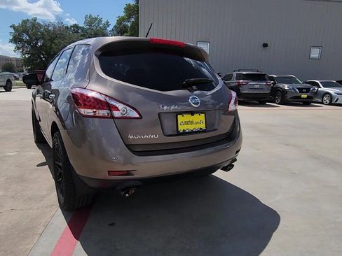 Used 2011 Nissan Murano S FWD image 7
