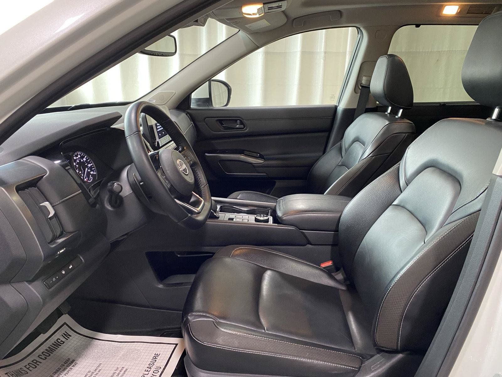 Used 2022 Nissan Pathfinder SL w/ SL Premium Package AWD/4WD image 8