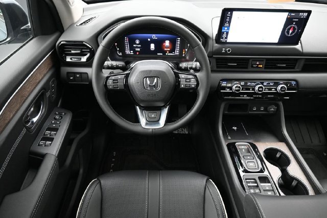 New 2026 Honda Pilot Elite image 9