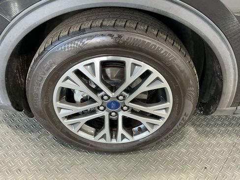 Used 2022 Ford Escape SEL image 42