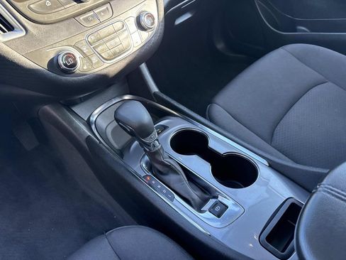 Used 2024 Chevrolet Malibu LT image 26