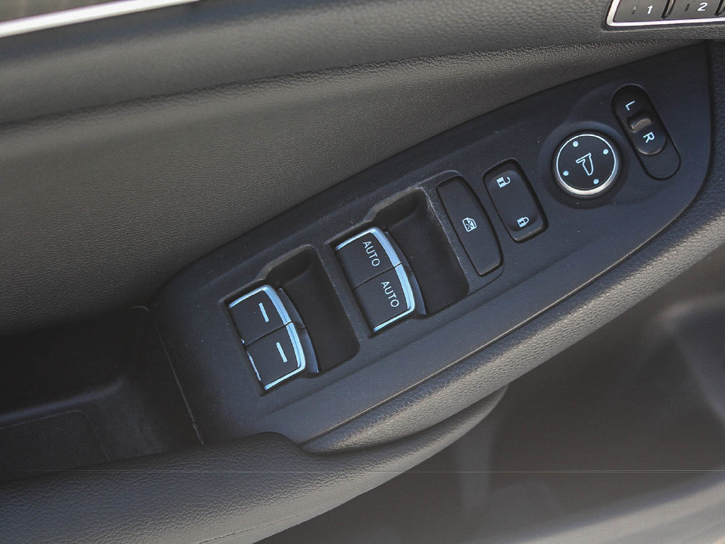 Used 2020 Honda Accord Touring image 21