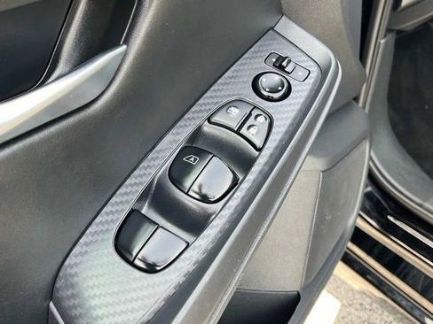 Used 2024 Nissan Sentra SV FWD image 28